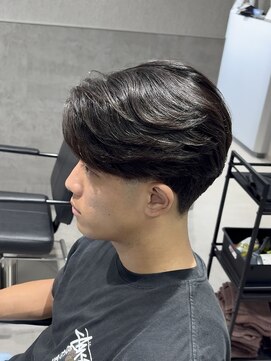 テクト バイアッシュ 吉祥寺店(Tect by Ash) テーパーフェードニュアンスパーマセンターパートフェザーパーマ