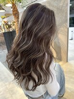 メリー オオサカ(Merly Osaka) ハイライト/似合わせカット