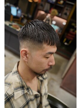 フォーコーナーズカットショップスリーセント 栄(FourCornersCutShop 3/cent) クロップスタイル