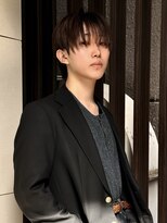 ラッドルーム(LAD ROOM.)&nbsp;シースルーマッシュ/センターパート/曲がる縮毛矯正