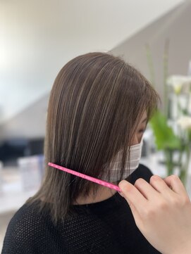 ルルクス ヘアーサロン(LuLux) 繊細な筋感で魅せる。大人の垢抜けハイライトカラー