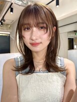 シンス 銀座(since) ミディアムレイヤー/顔周りレイヤー/小顔ヘア/似合わせカット
