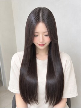 ステラ(Stella) ～ロングヘアだからこそ、ツヤとまとまりを大切に～八戸