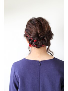 ホワイトルーム(White Room) リボン×編み込みカジュアルアレンジ