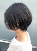 エアリーショート_ローライトスリークボブ厚めバング_ba280382