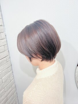 メモリーズ 銀座(Memories) 頭の形が綺麗に見えるショートヘア　銀座駅