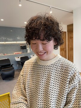 ナループロア ハチ(Nalu pu loa hachi) もふもふパーマ