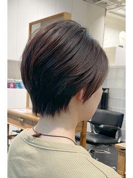 エムプラス 二子玉川(Mplus) 大人可愛い20.30代カジュアルショート　　夏目サトル