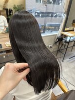 ユニル(unir)&nbsp;【unir】梅雨の縮毛矯正メンテナンス★