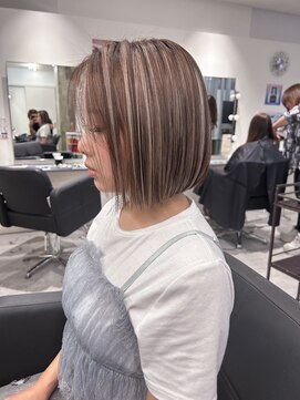 キング 枚方店(K!ng) 縮毛矯正髪質改善ハイライトレイヤーカット枚方美容室エクステ