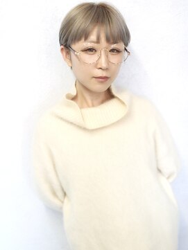 バース(BIRTH) 天神【BIRTH】くすみベージュ×耳かけオン眉マッシュショート　3