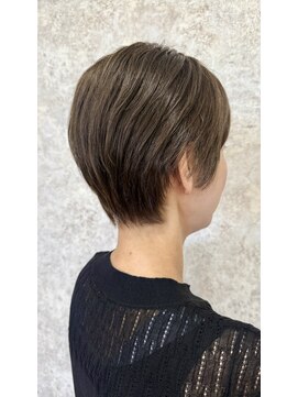 シュガービー(SUGAR-B) 大人ショート×オリーブベージュ