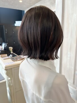 福山人気10代20代30代切りっぱなしボブくすみブラウン外ハネ艶髪