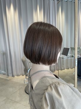 ロージーバイフーガヘアー 元住吉店(Rosy by FUGAhair) 丸みのあるショートボブ
