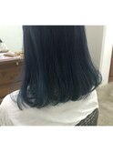 ネイビーカラー