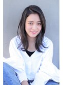 とろみカラー黒髪風外ハネミディアム