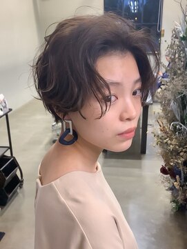 シアン(cyan) フレンチハンサムショート