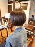 【お客様フォト】自然なシルエットの前下がりボブ