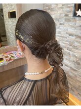 モアヘアーセカンド(MORE-HAIR Second) 金箔ヘア