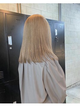 アン(Un) 【心斎橋】【四ツ橋】ミルクティーベージュ