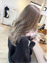 アーブル ヘアーアンドメイク(ARBRE) ベージュハイライトブリーチダブルカラー髪質改善トリートメント