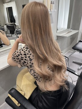 アルマバイロサ(ALMA by ROSA) ハイベージュ×シールエクステ　担当SE-YA