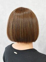 ルルン(Lu-Lun) 【Lu-Luｎ】脱白髪染めハイライト×平行ボブ 亀有 北千住
