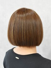 ルルン(Lu-Lun) 白髪ぼかし 脱白髪染めハイライト×平行ボブ 亀有 北千住