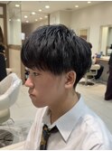 ツーブロック刈り上げマッシュ