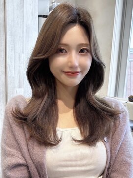 エインアンリー 明治神宮前(AIN.ANLY.) イメチェン/ハッシュカット/フルバング/似合わせカット/韓国ヘア