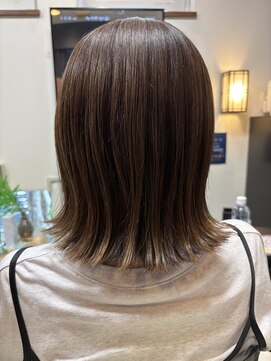 ナゴミ(NAGOMI) 切りっぱなしボブ