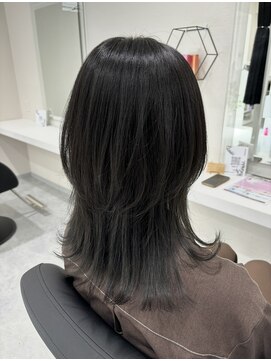 アムール(Amour) ウルフスタイル♪【インナーカラー/イヤリングカラー/八王子】