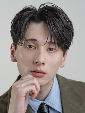 オーシャントーキョーオーバー 渋谷(OCEAN TOKYO OVER) 韓国センターパートコンマバングフェザーパーマニュアンスパーマ