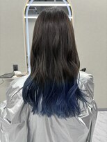 リノ 金山(Rino)&nbsp;デザインカラー/レイヤーカット/ウェットヘア/オリーブベージュ