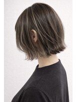 ウル(ulu)&nbsp;名東区　ハイライト　白髪ぼかし　透明感カラー　ミルクティー