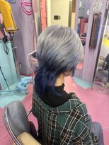 トミー(TOMMY)&nbsp;２回ブリーチカラー/ハイトーンカラー/ホワイトカラー/ブルー