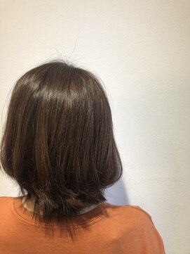 キー(KEY) 夏のイメチェンウルフスタイル