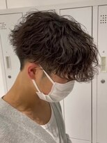 ザ サードヘアー 津田沼 (THE 3rd HAIR) 波巻きパーマ　刈り上げマッシュ