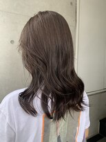 リバレッジ 白金(Leverage) 赤みのないグレージュ30代40代【白金台/白金/目黒】担当山岡