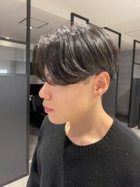 アンダーバーホワイト(_WHITE)&nbsp;ニュアンスセンターパート