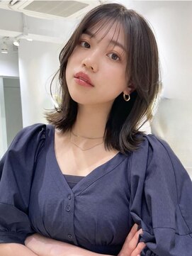 トイ(TOI) 鎖骨ミディアムフェイスレイヤー/グレージュ/シースルーバング