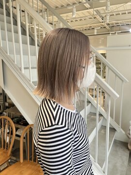 グリーン(green) misaki ) ぱつっとハイトーン