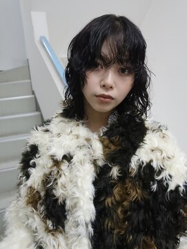 ルアウハク 梅田(LUAU Haku) 【LUAU Haku Osaka 中村】グランジウルフパーマ