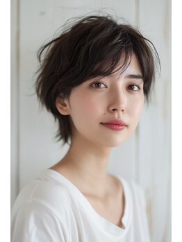 プルス 六地蔵店(PLUS)の写真/忙しい朝もお手入れ楽々なのが嬉しいポイント◎1人1人に似合う大人可愛いショートスタイルをご提案します！