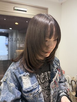 ヴィジュアリスト(VISUALIST)の写真/【小倉駅/髪質改善/マンツーマン】あなたの髪質・骨格・雰囲気に合わせて、艶感溢れる美髪に導く。