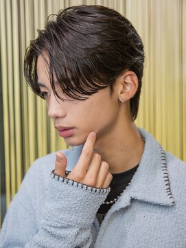 シティ(CITY) 小久保styleフェザーパーマフェザーショートグレーエンドカラー