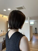 リポゾ(Riposo.)&nbsp;肩上切りっぱなしショート