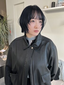 ステン(sten) 韓国ボブレイヤー×ネイビーカラー