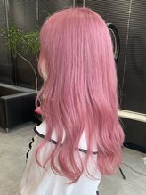 【うる艶ロング◎ドーリーピンク】パッと目を引く高発色カラーで自分史上最高の可愛さを♪