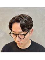 サームマン 人形町(SARM MAN) メッシュカラーとの相性○毛流れセンターパートニュアンスパーマ